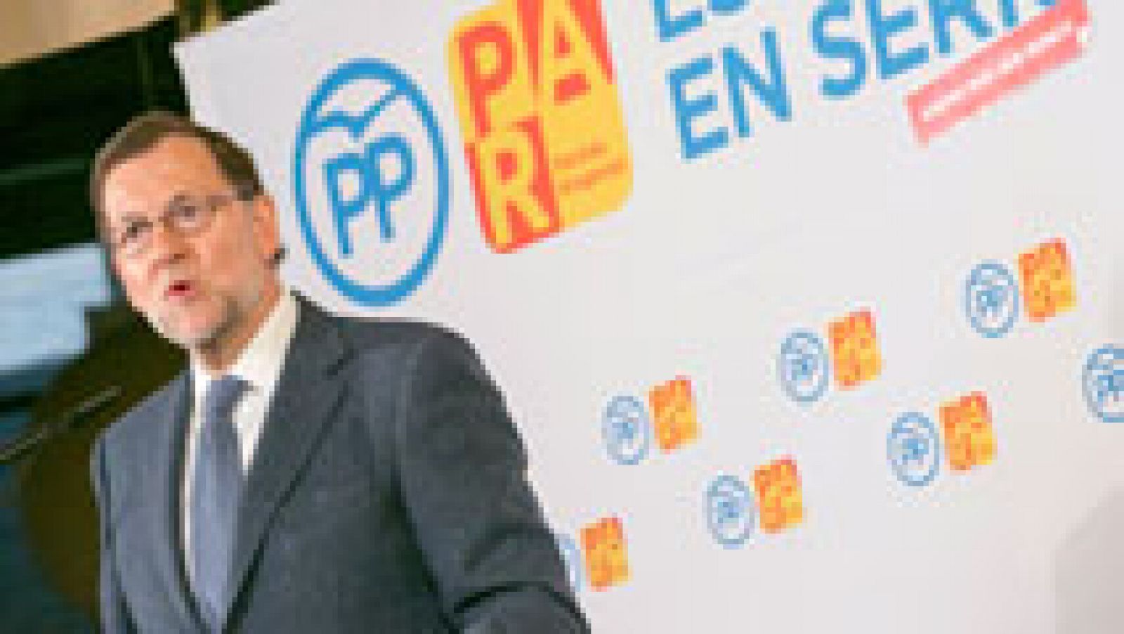 Telediario 1: Sánchez se compromete a "fortalecer la clase media" y Rajoy advierte sobre el riesgo de "jugar a la ruleta rusa" | RTVE Play