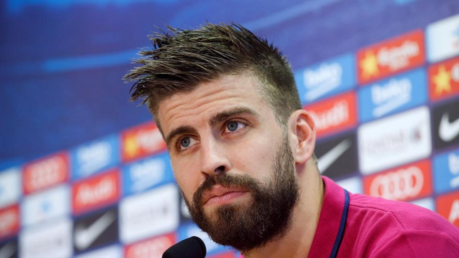 Piqué: "Firmaría ganar el doblete cada año" | Ver