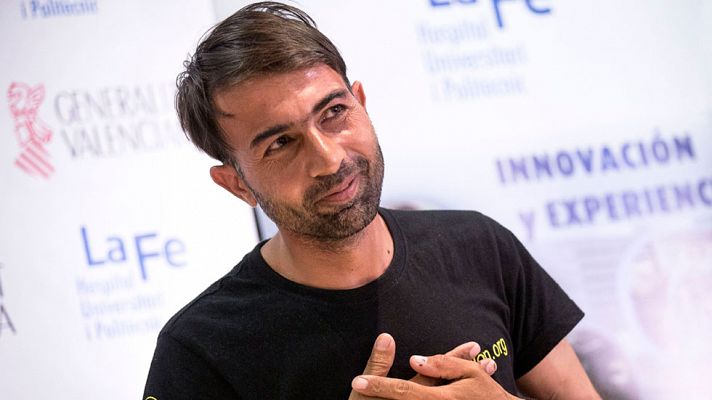 Telediario 1 - La familia de Osman, el niño afgano con parálisis cerebral, inicia los trámites para pedir asilo en España