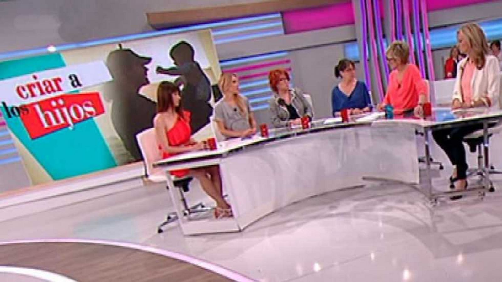 Amigas y conocidas - 19/05/16 - ver ahora