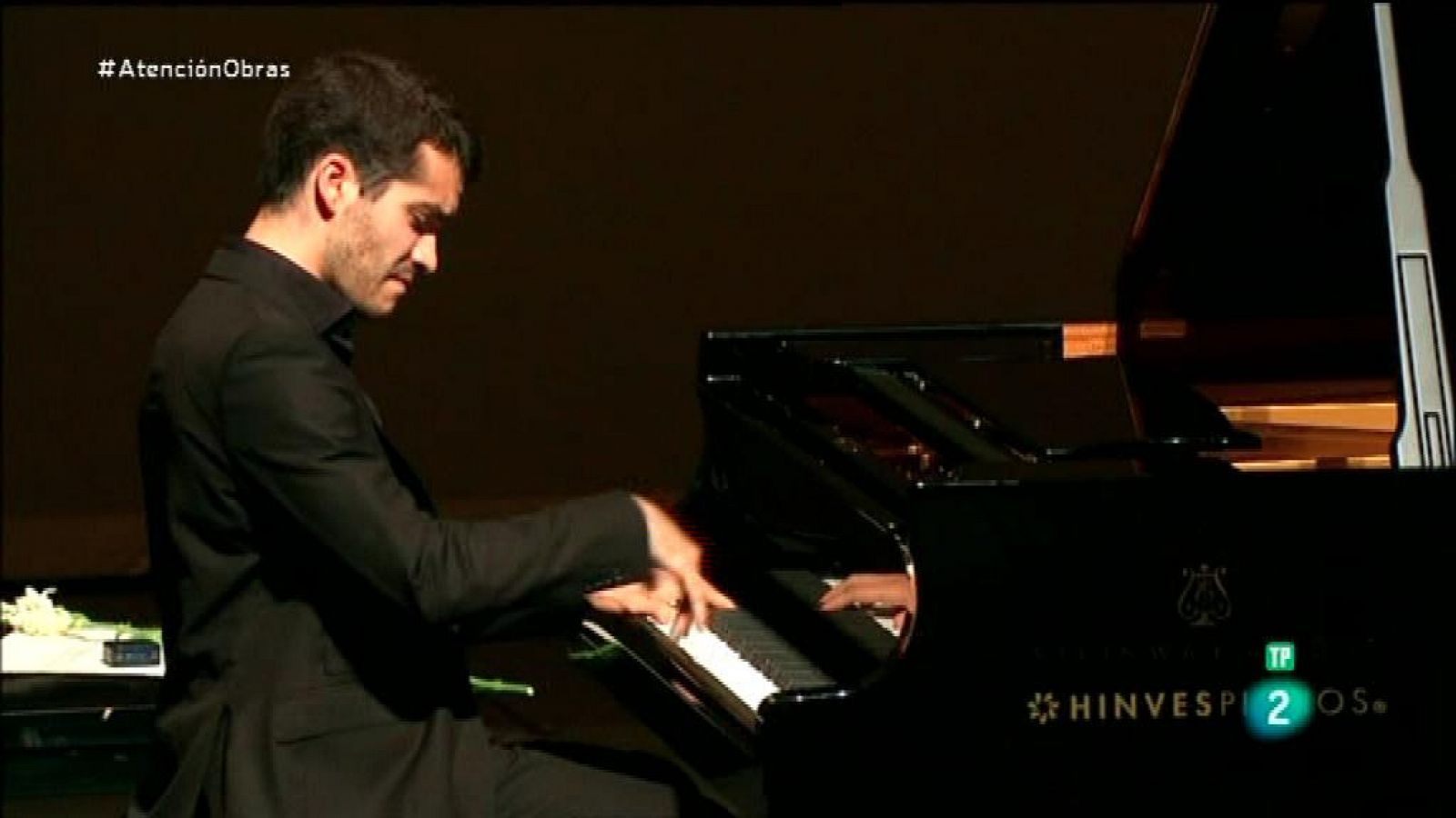 Atención obras: Juan Pérez Floristán, pianista autodidacta | RTVE Play
