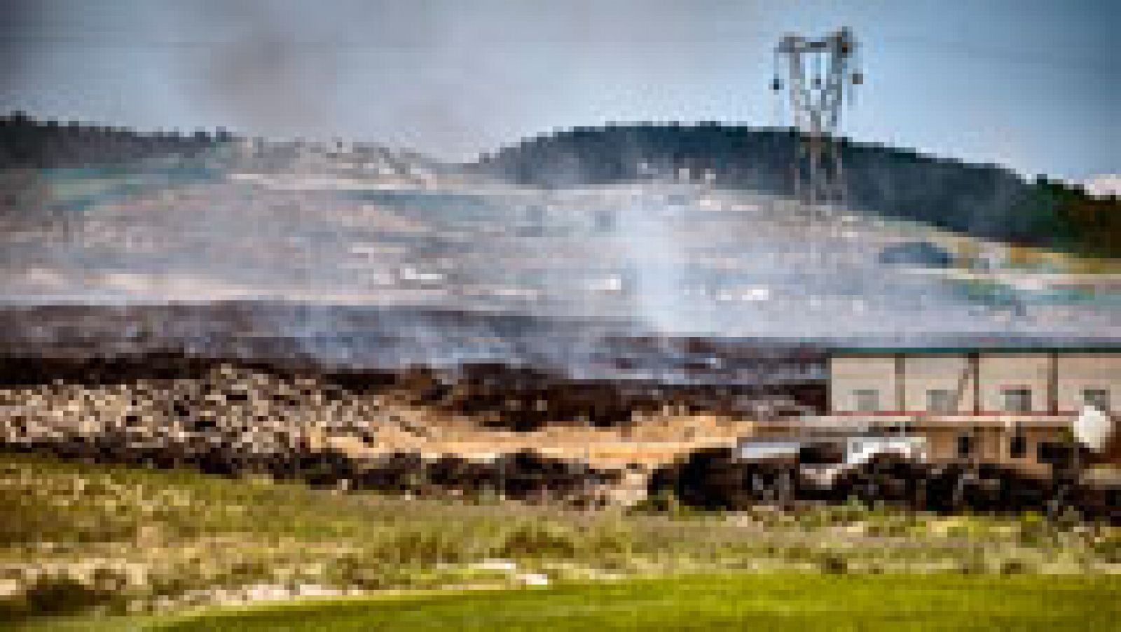 Telediario 1: El Ayuntamiento de Seseña aprueba crear una comisión de coordinación sobre el incendio  | RTVE Play