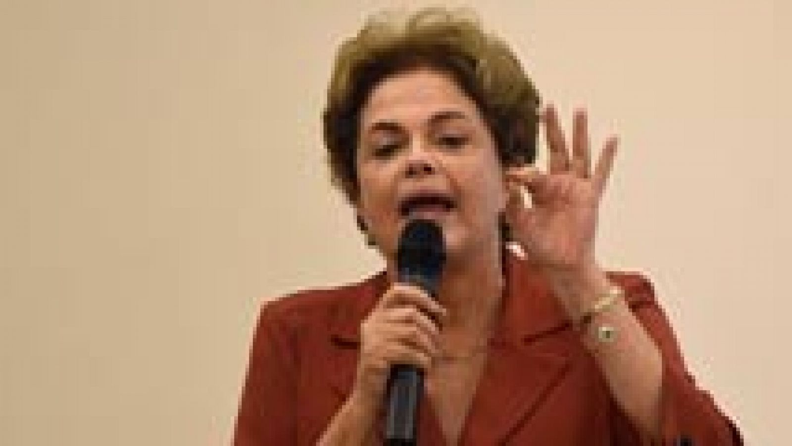 Informativo 24h: Rousseff destaca que el Gobierno de Temer es "ilegítima" | RTVE Play