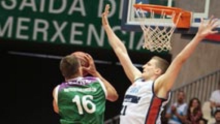 Río Natura Monbus 64-77 Unicaja