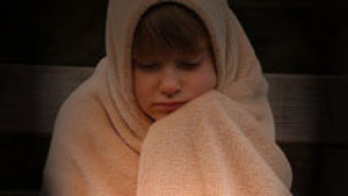 Telediario 1 - Uno de cada cinco españoles sigue en riesgo de pobreza