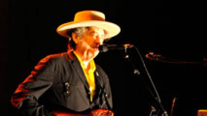 Telediario 1 - El cantautor Bob Dylan cumple hoy 75 años