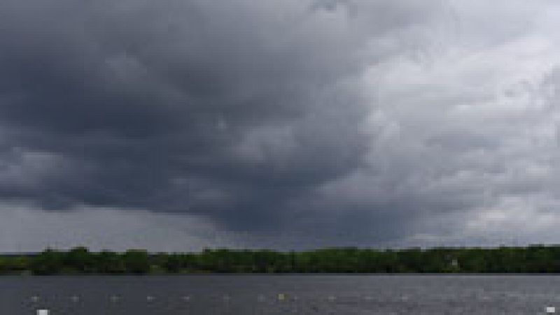 Nuboso y alguna lluvia en Galicia, Asturias y zonas de Castilla y León