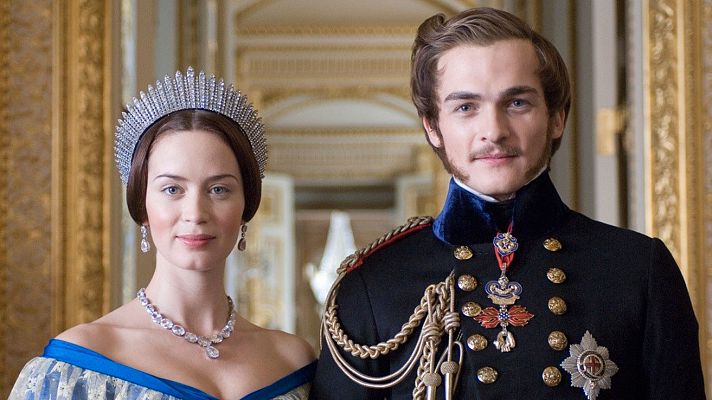 Versión europea - 'La Reina Victoria', con Emily Blunt, este sábado en 'El Cine de La 2'
