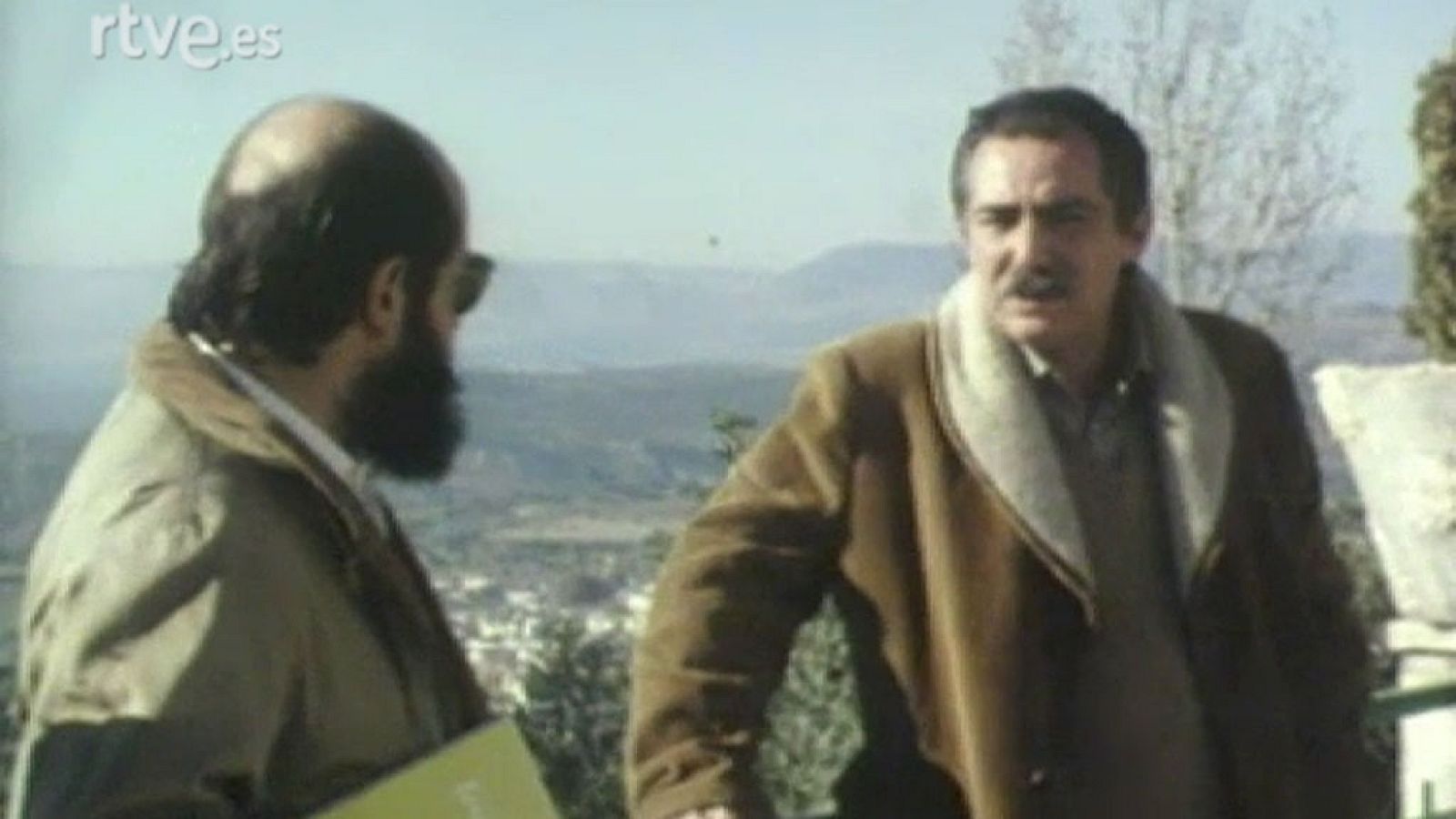 Más allá - El santo Manuel (II)