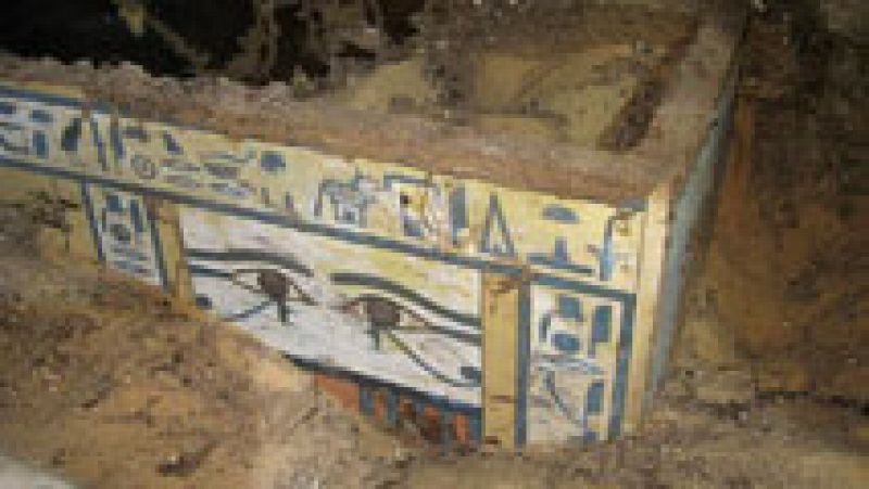 Arqueólogos españoles rescatan una momia egipcia en Asuán