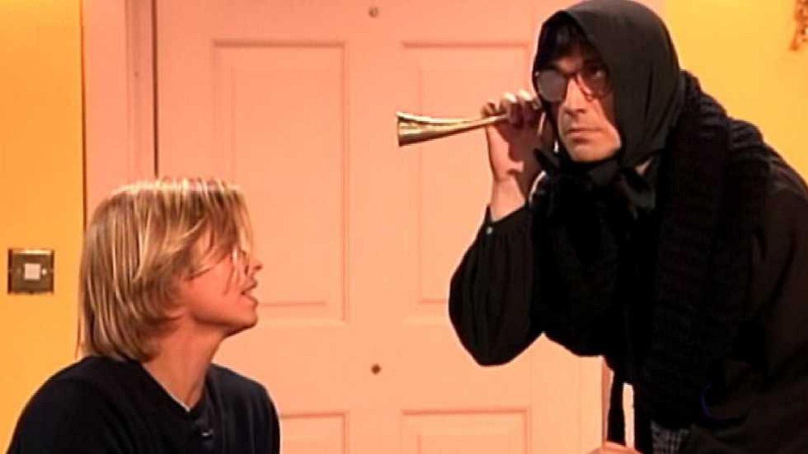 Viaje al centro de la tele - Engalanados- Ver ahora