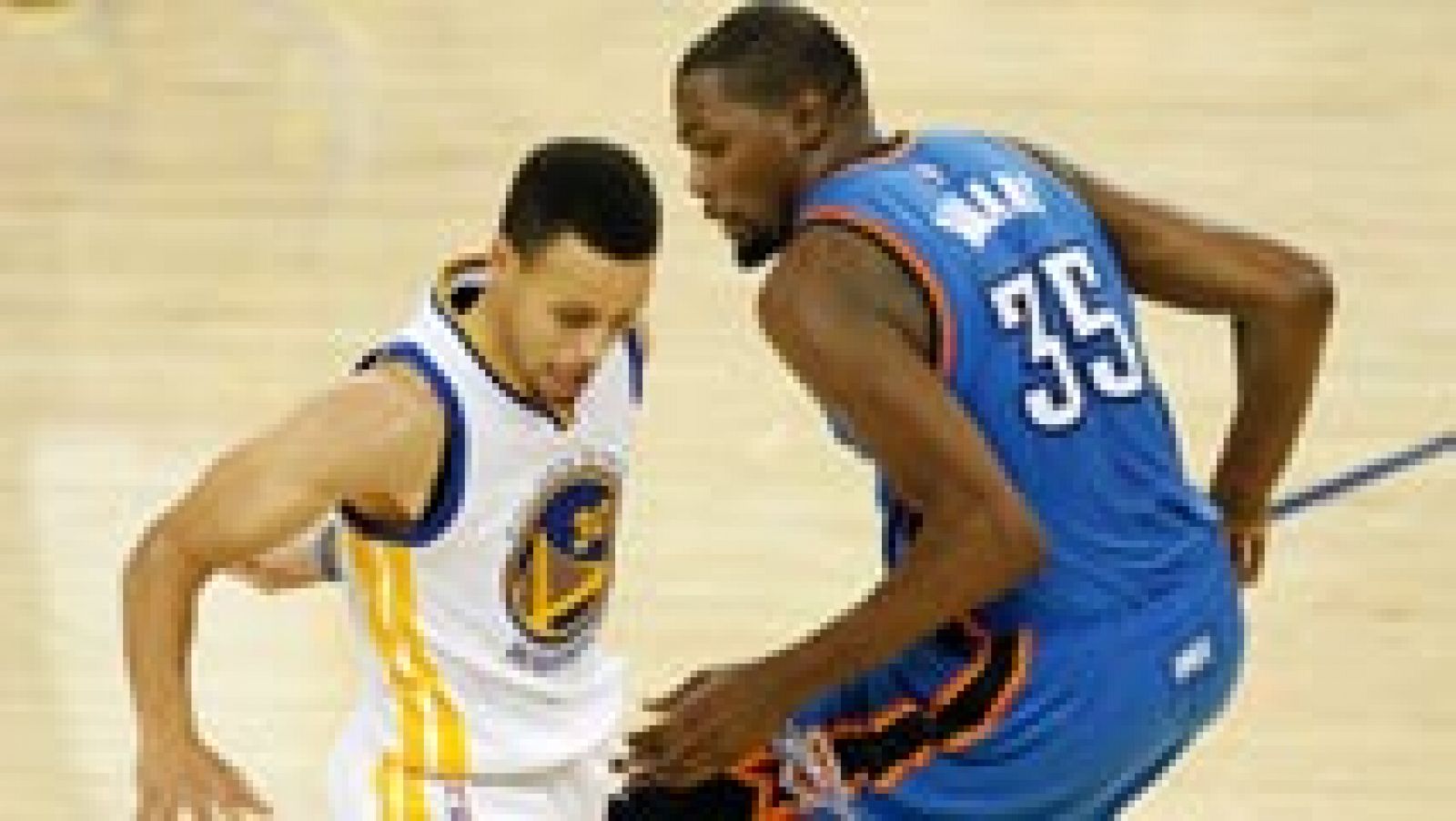 Baloncesto en RTVE: Curry mantiene a los Warriors con vida | RTVE Play