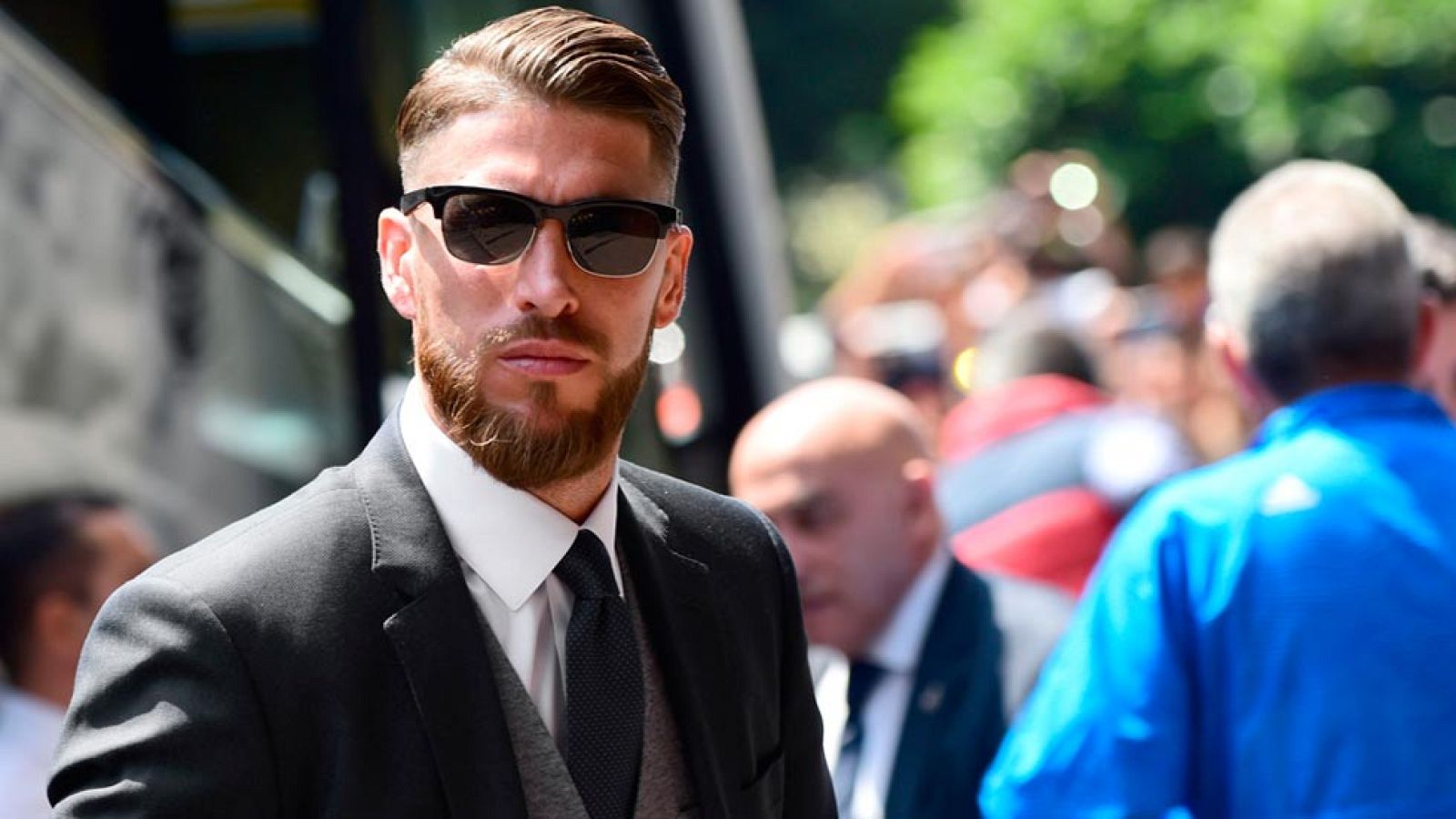 Ramos - Godín, los centrales y capitanes de la gran final | Ver