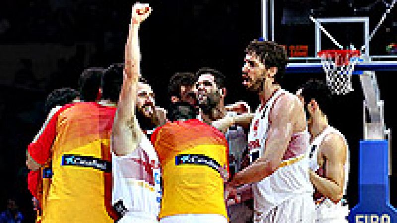 FIBA Europa ha anunciado este viernes que tanto España como las  otras 12 selecciones que se encontraban sancionadas podrán participar  en los próximos torneos, como los Juegos Olímpicos y el Eurobasket  2017, al revisar y analizar la información sob