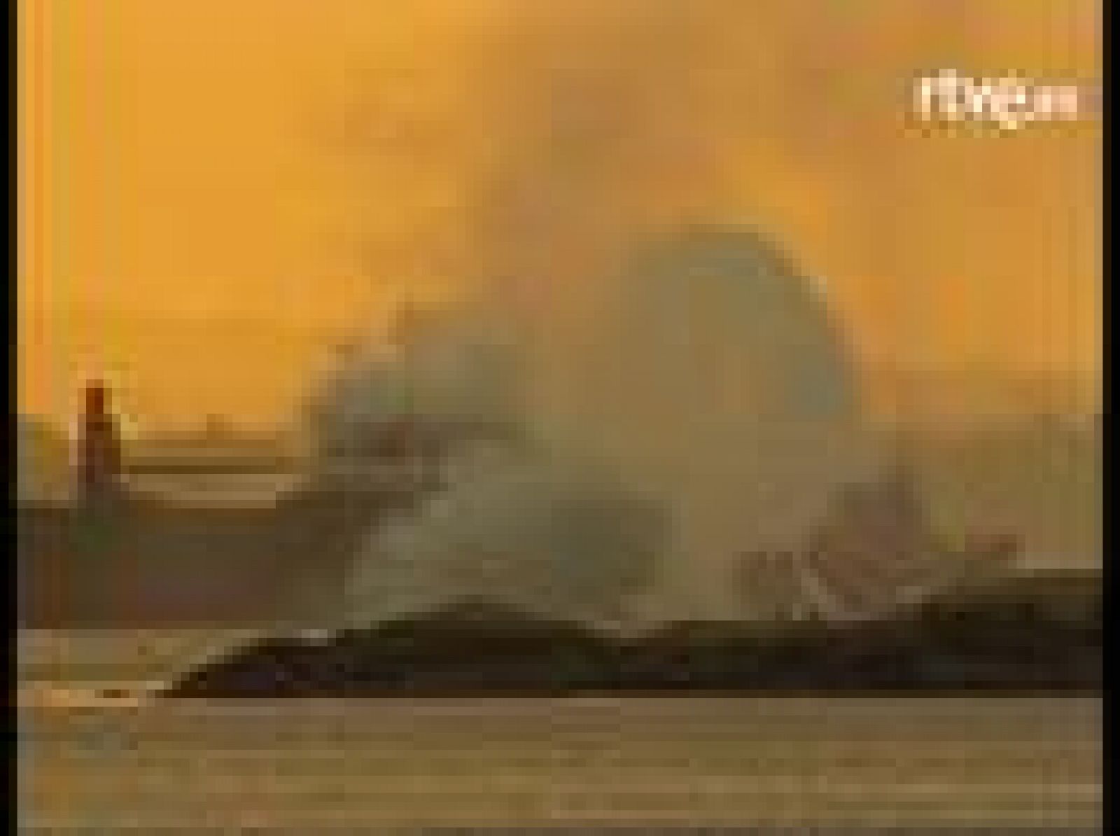 Sin programa: Incendio de un buque en Arousa | RTVE Play