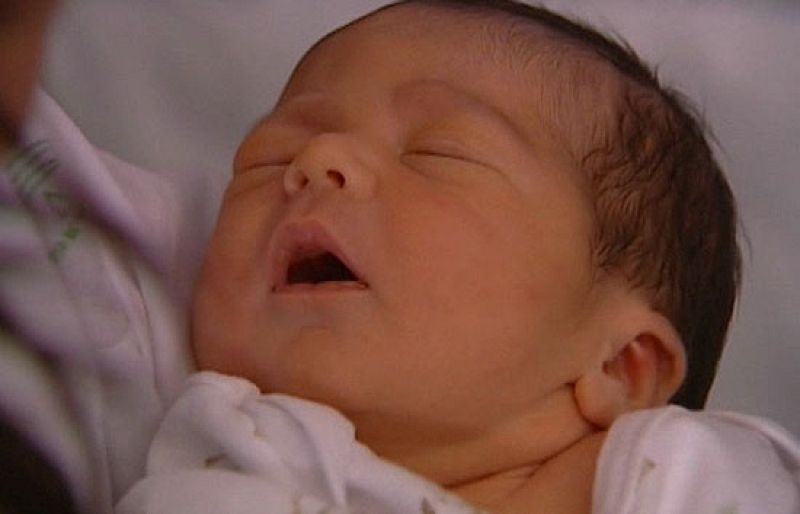  Nace el primer bebé medicamento