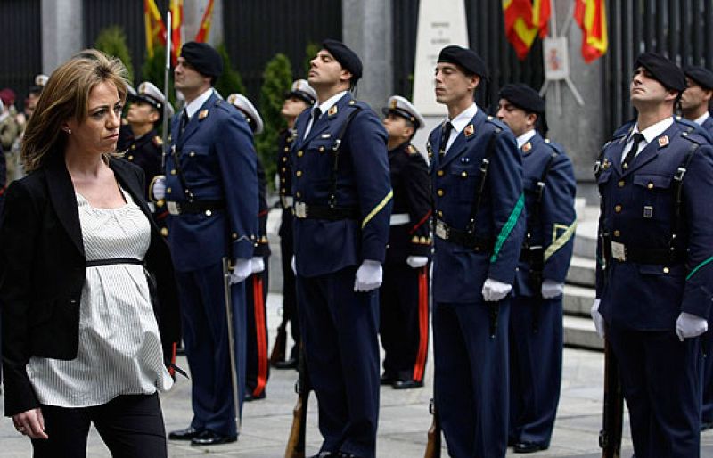 Chacón pone firmes a las tropas