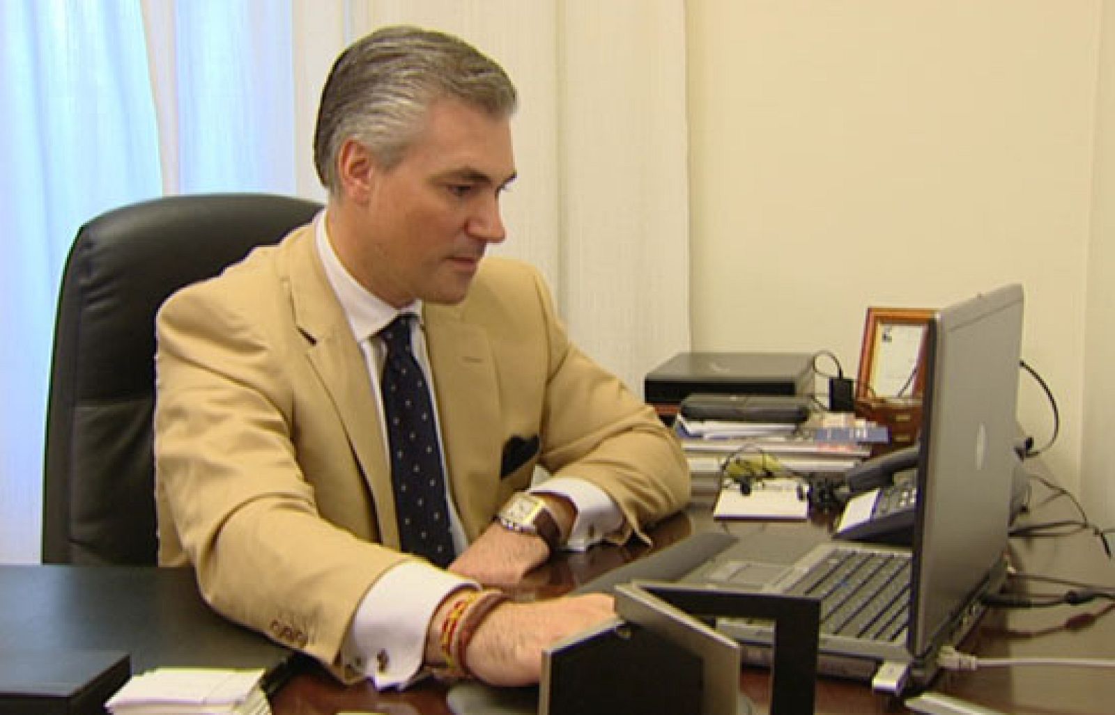 Fábrica de ideas - Imita : Ignacio Bao | Ver