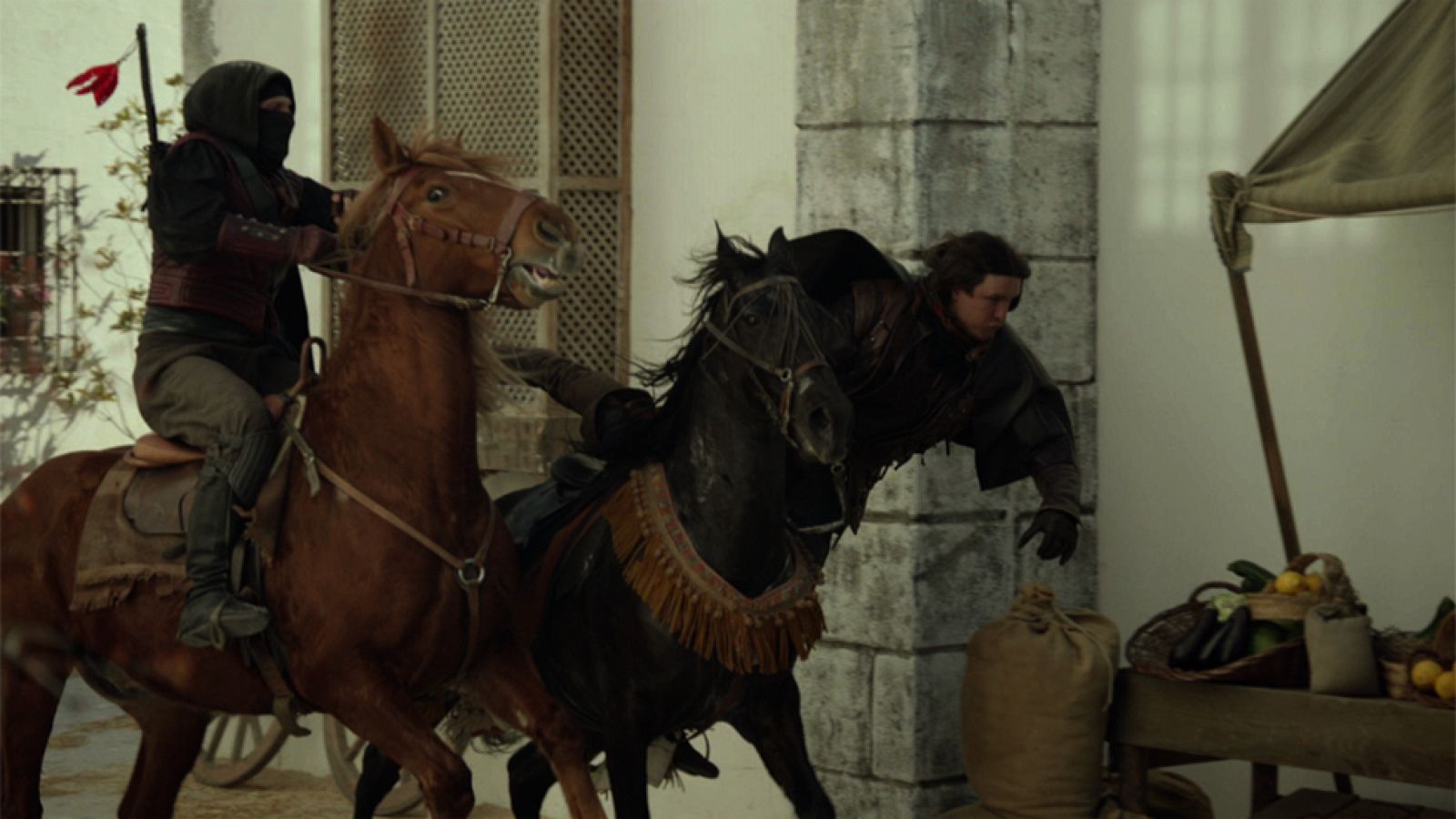 Águila Roja - Trepidante persecución en Triana