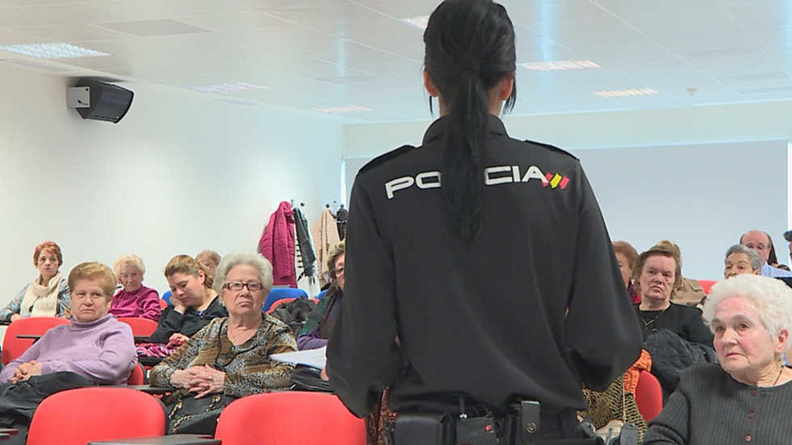 Teleobjetivo - Tutelados y engañados - ver ahora 