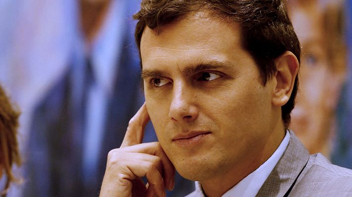 Los desayunos - Rivera sobre Rajoy: "No hay que hablar de líneas rojas, pero quien lidere un cambio y la lucha contra la corrupción, tiene que créerselo"