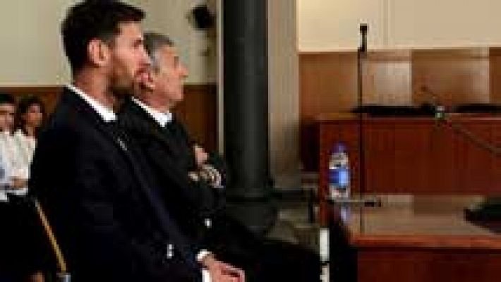 Telediario 1 - Messi y su padre comparecen ante el juez acusados de fraude a hacienda