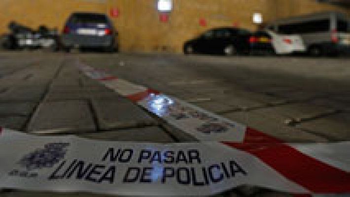 Un hombre mata presuntamente a su pareja en una nave del aeropuerto de Sevilla