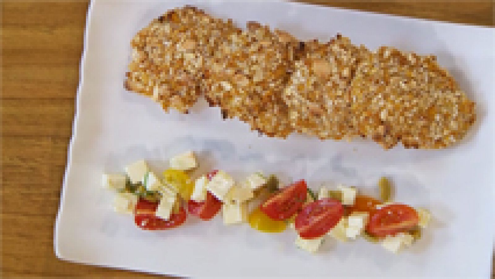 Crujiente de pollo con cereales y almendras