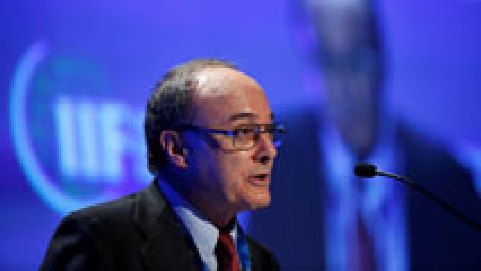 Telediario 1: El Banco de España cree que se necesitan "ajustes significativos" para bajar el déficit | RTVE Play