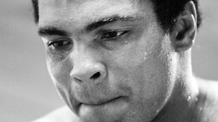 Telediario 1 - Ali, mucho más que un mito del deporte mundial