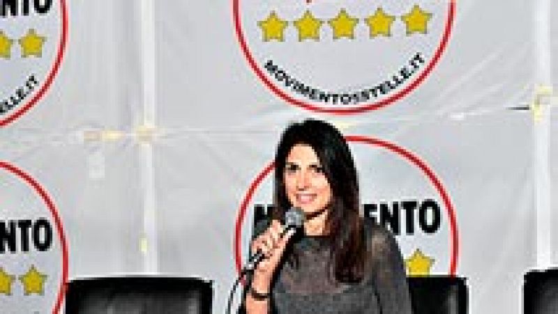 La candidata del movimiento Cinco Estrellas gana la primera vuelta de la elecciones municipales en Roma