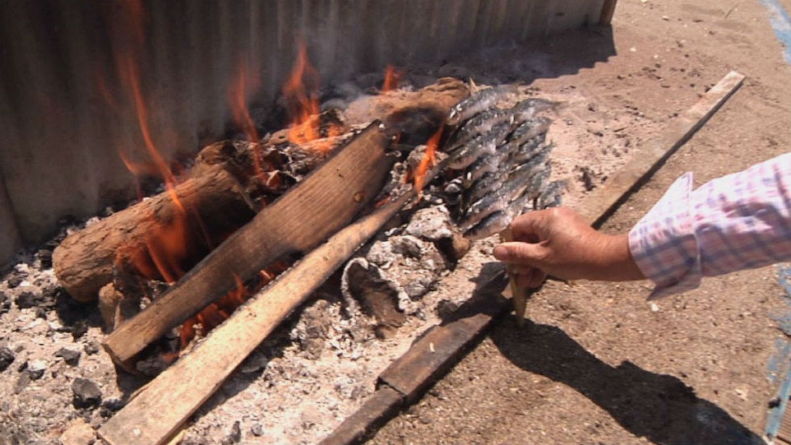Espeto, de la lonja a la arena