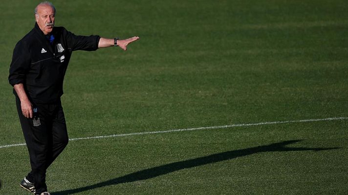 Telediario 1 - Del Bosque no da pistas de quién será el portero titular de la Euro