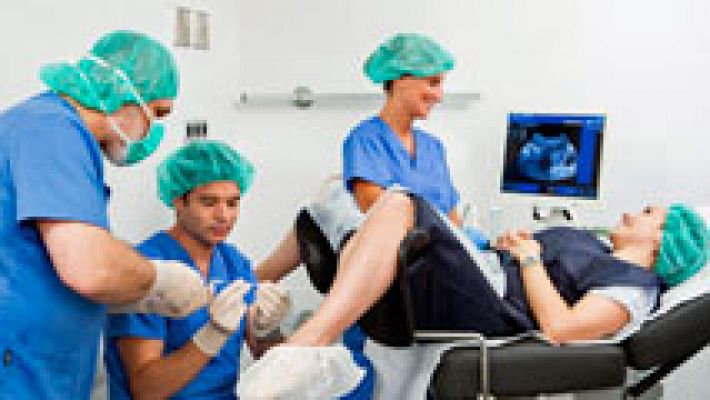 Telediario 1 - Investigadores españoles desarrollan un test genético que mejora la efectividad en tratamientos de fertilidad