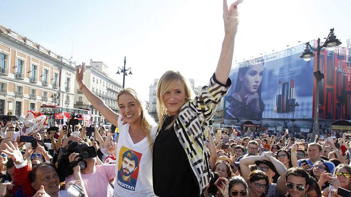 Telediario 1 - El PP y Ciudadanos arropan a Tintori en un acto solidario con Venezuela en Madrid a dos días de la campaña