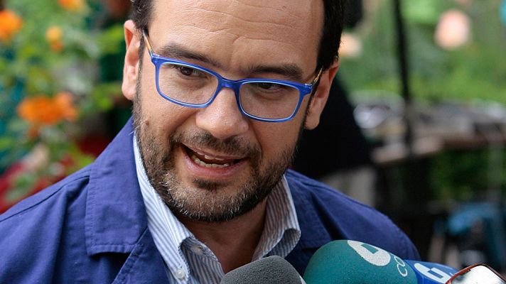 Telediario 1 - Podemos analiza los resultados del CIS con cautela y para el PP suponen un estímulo