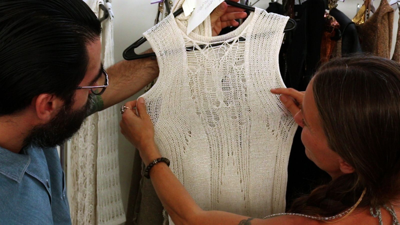 Beatrice y Francisco, de BSF, muestran su colección antes del desfile ADLIB | Ver