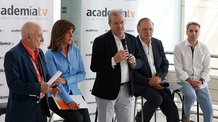 Telediario 1 - Todo listo para el debate a cuatro