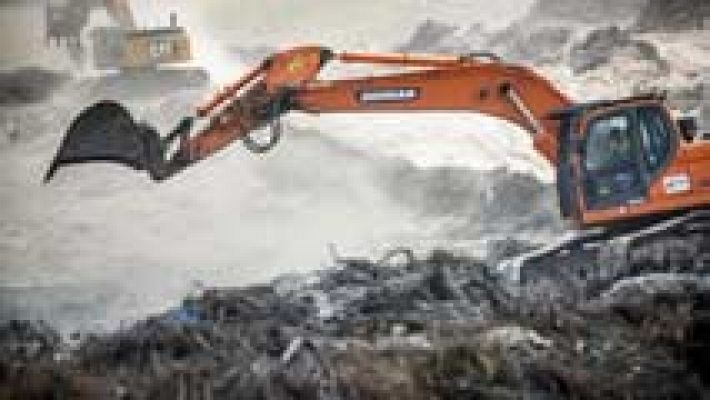 Telediario 1 - La principal hipótesis de los investigadores es que el incedio de Seseña fue intencionado