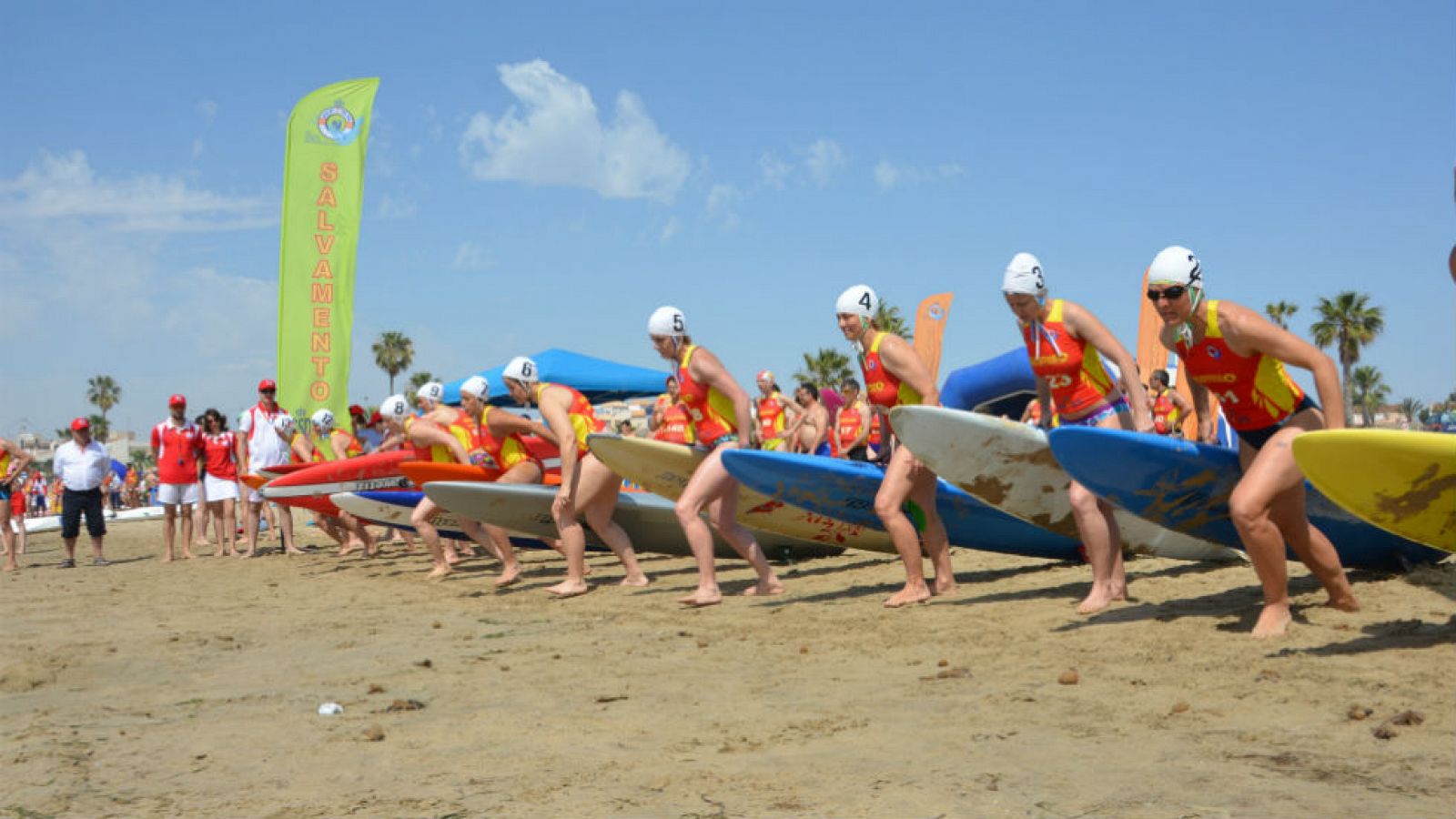 Veintisiete nuevos récords nacionales en el III Campeonato de España máster de salvamento y socorrismo