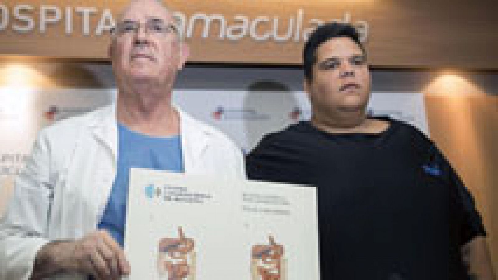 Telediario 1: El hombre más obeso del país perderá 200 kilos tras ser operado con una novedosa técnica en Granada | RTVE Play