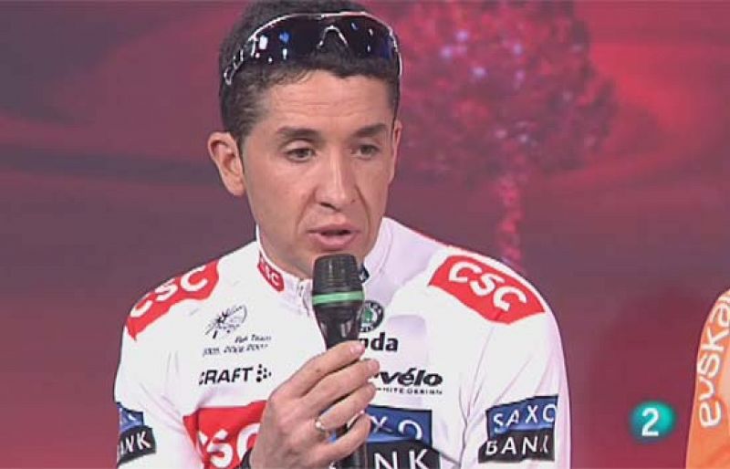 Carlos Sastre, el ganador del último Tour de Francia, se ha referido al siete veces campeón de la ronda gala Lance Armstrong, que este año regresa al ciclismo profesional.