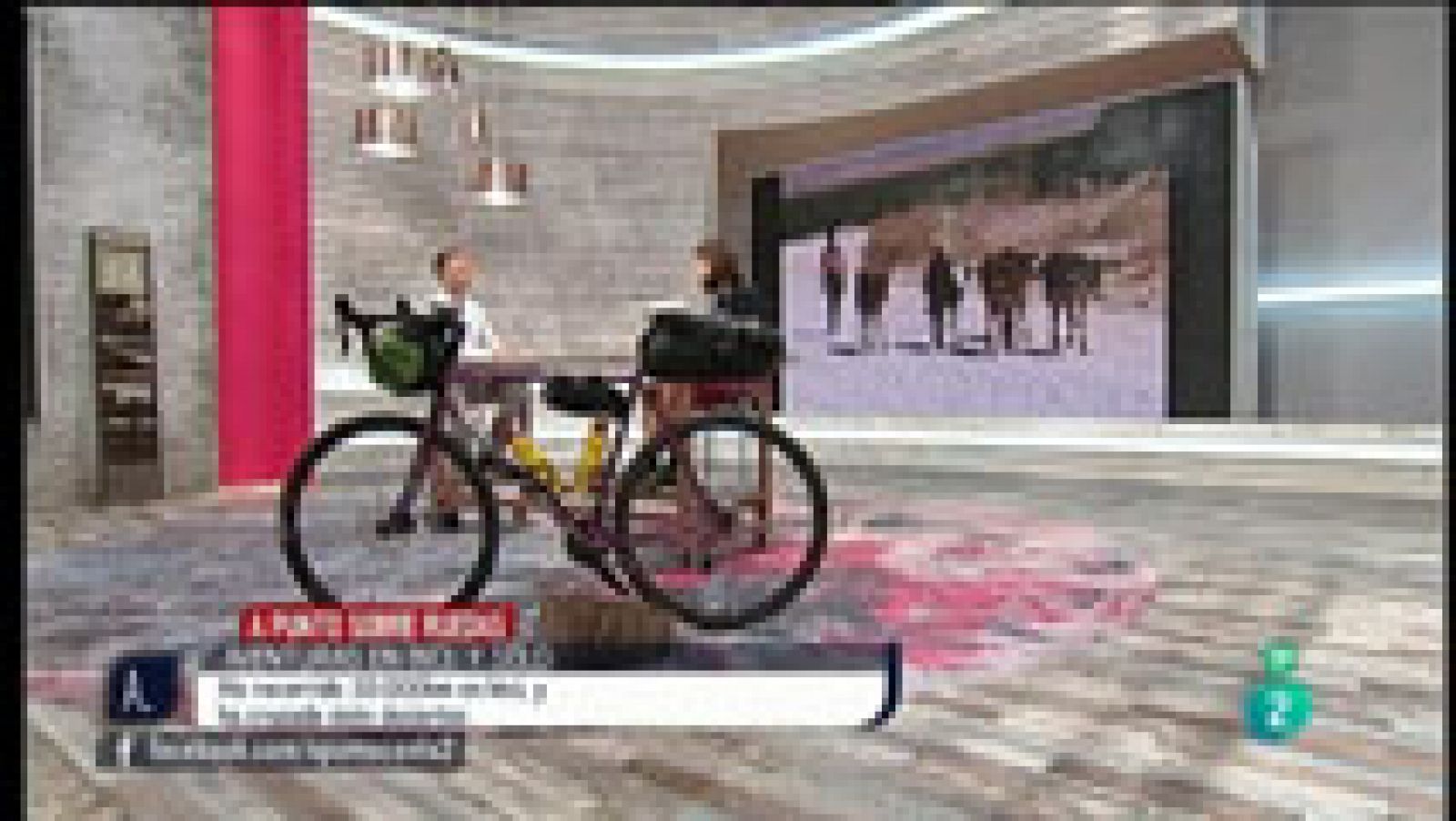 A punto con La 2 - Sobre ruedas - Aventuras en bicicleta