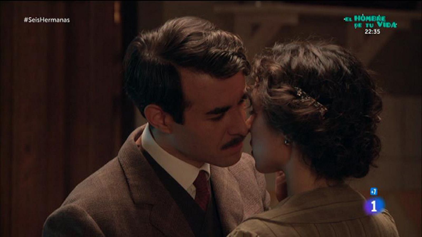 Seis Hermanas - ¡Velasco besa a Celia!