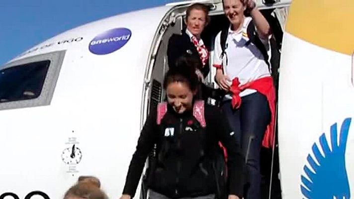 Telediario 1 - La selección femenina de baloncesto aterriza con su billete a Río