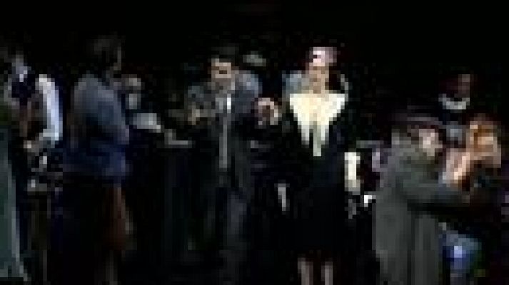 L'Informatiu - Una Bohème de foto i plena de realisme al Liceu