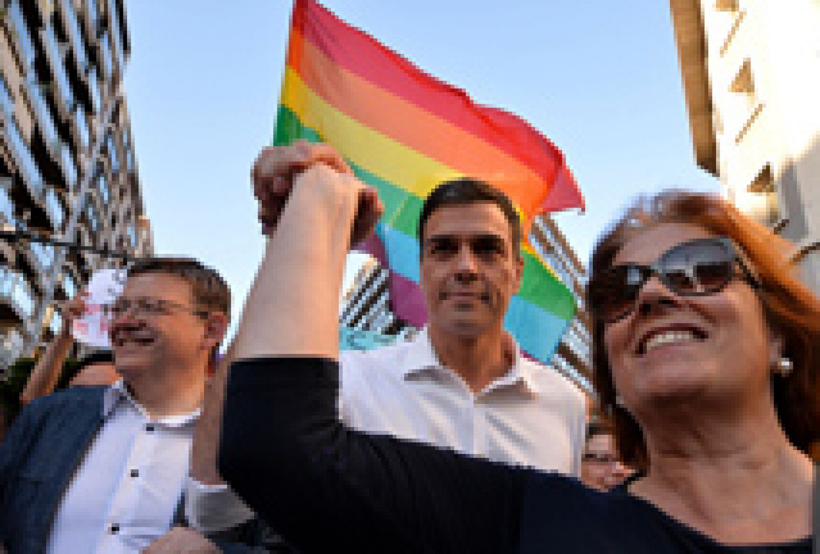Telediario 1: Pedro Sánchez participa en la manifestación del Orgullo Gay en Valencia | RTVE Play
