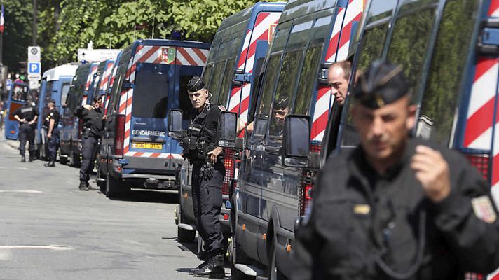 Informe Semanal - Masacre yihadista