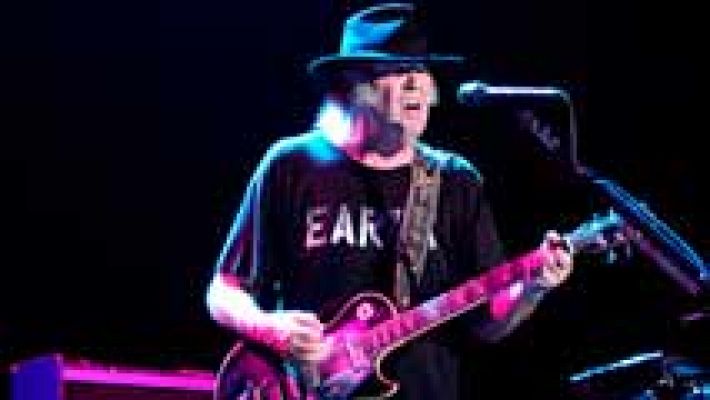 Neil Young brilla en la última  jornada del Mad Cool