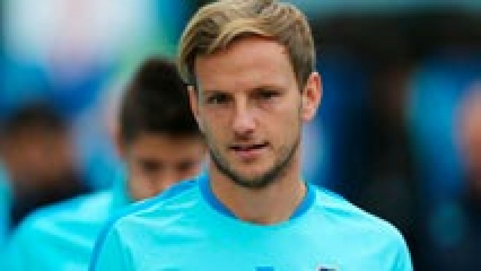 Sin programa: Rakitic: "Habéis disfrutado mucho de Iniesta, espero que ahora descanse" | RTVE Play